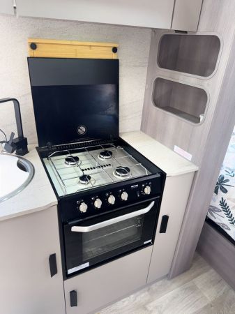 *** Under Offer *** 2023 Jayco Journey 21'6 Slide Out Caravan image