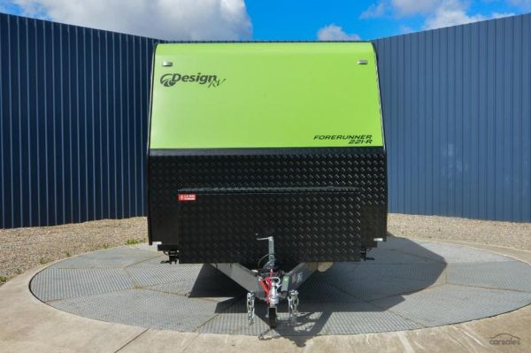 2025 Design RV Forerunner V10 image