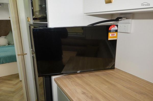 2025 Design RV Forerunner V10 image