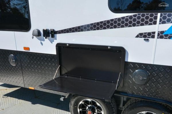 2025 Design RV Forerunner V-3 image