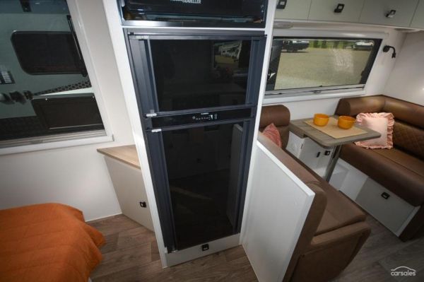 2025 Design RV Forerunner V-3 image