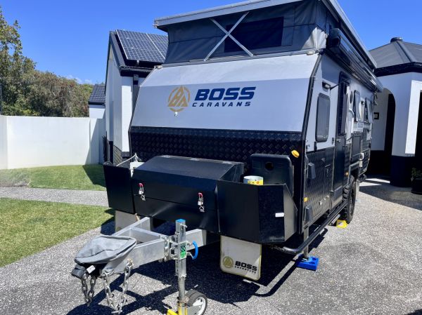 2022 Boss Adventure XA152+ Hybrid Caravan image