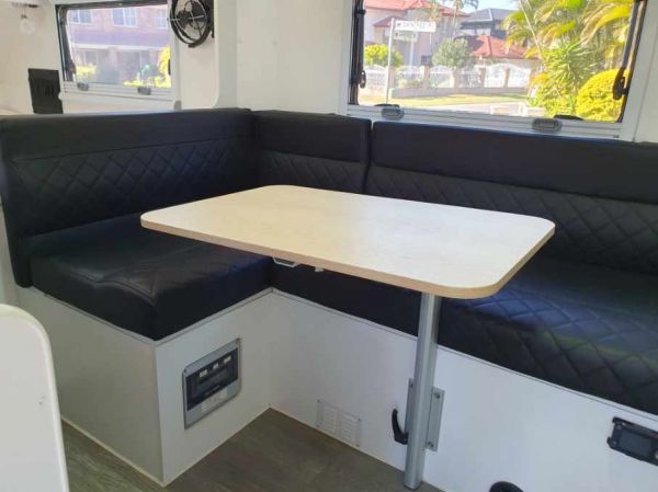 2023 Stoney Creek Campers Scout 15 Hybrid Caravan image