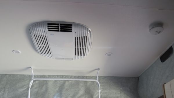 2024 Golf 499 Savanna Pop Top image