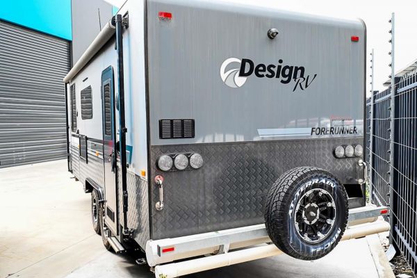 2021 Design RV Forerunner 5.2 Caravan image