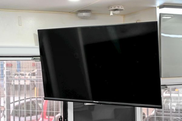 2021 Design RV Forerunner 5.2 Caravan image