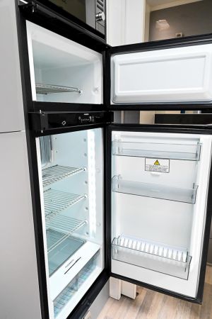 2021 Design RV Forerunner 5.2 Caravan image