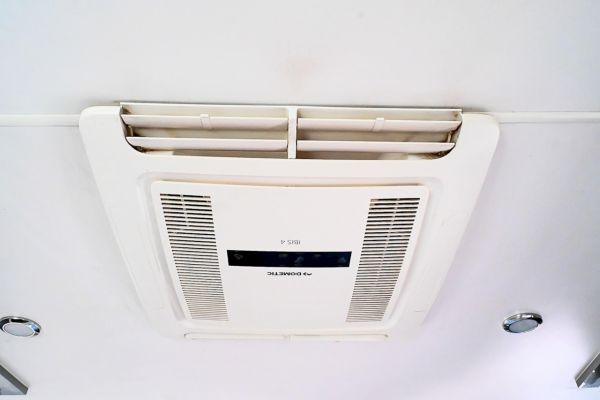 2021 Design RV Forerunner 5.2 Caravan image