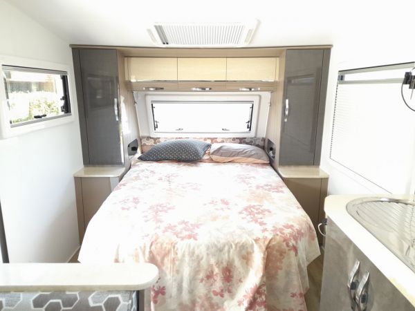 2023 Avan ASPIRE 555 Caravan image
