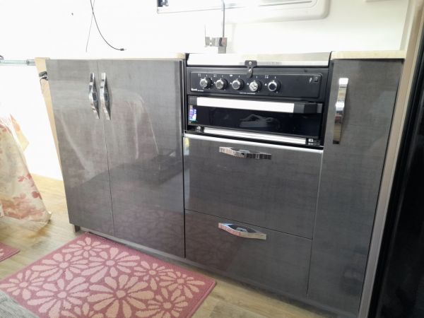 2023 Avan ASPIRE 555 Caravan image