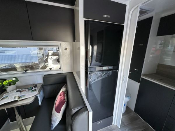 2025 Design RV Getaway V1-1 Caravan 18'8 image