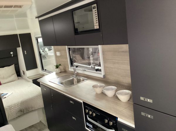 2025 Design RV Getaway V7 Caravan 21'6 image