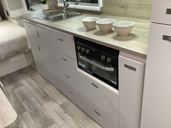 2025 Design RV Getaway V7 Caravan 21'6 image