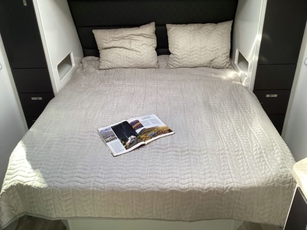 2025 Essential A Class V1-0 Caravan 17'4 image