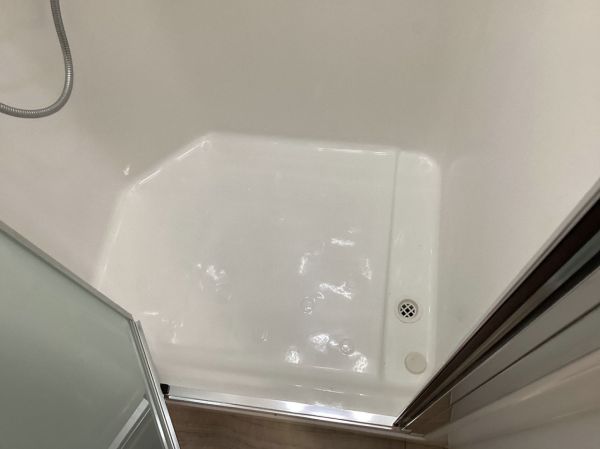 2025 Essential A Class V1-0 Caravan 17'4 image