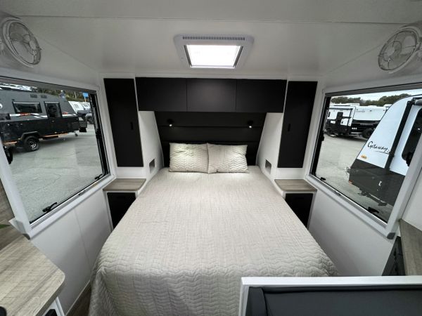 2025 Design RV Odyssey V1-1 Caravan 18'8 image