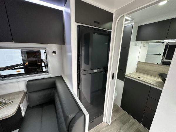 2025 Design RV Odyssey V1-1 Caravan 18'8 image