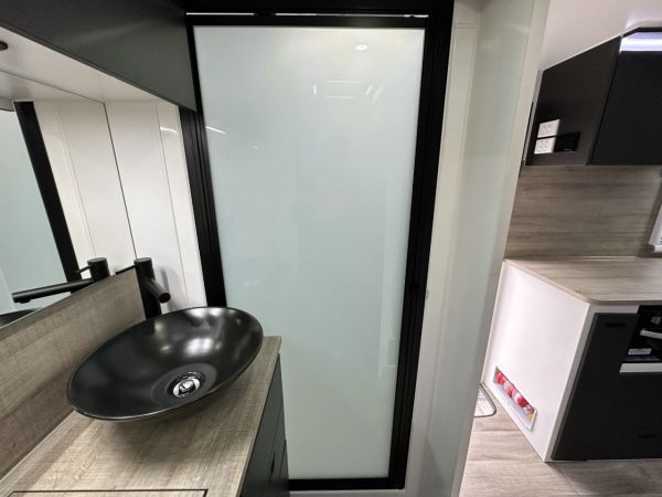 2025 Design RV Odyssey V1-1 Caravan 18'8 image