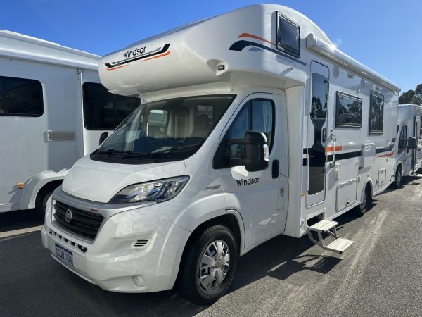 2022 Windsor Simpson Motorhome image