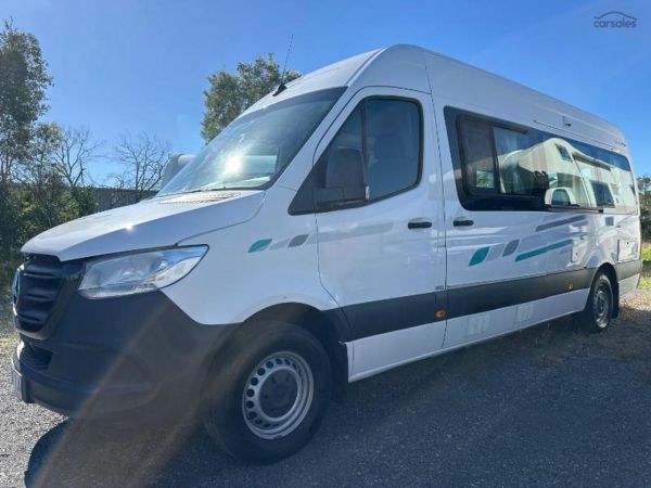 2020 Kea Nomad M700 3 Berth image
