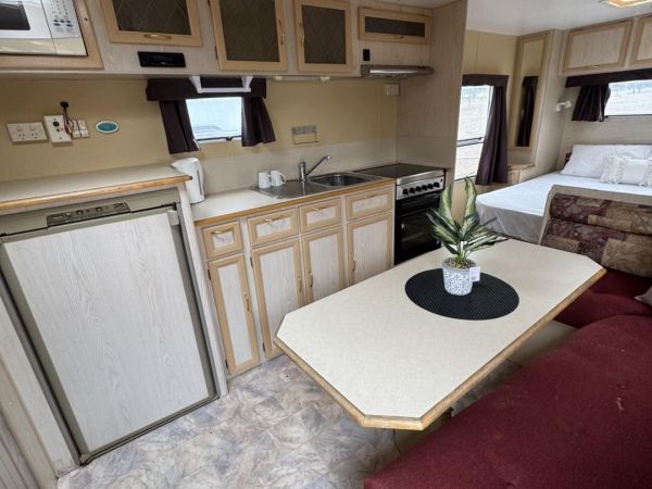 2005 Galaxy Fulcher Semi Off Road Caravan image