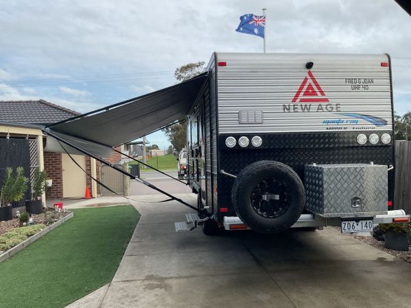 2018 New Age Manta RayMR19ER Enduro Semi Off Road Caravan image