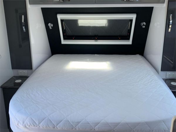 2023 SNOWY RIVER SRC-17 (17Ft) Caravan 17ft image