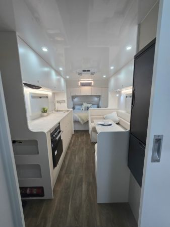 2025 Crusader Dreamhaven Other 20 SERIES TOURLINE image