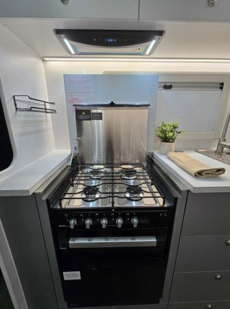 2025 Crusader Dreamhaven Other 18 SERIES SUPERX image