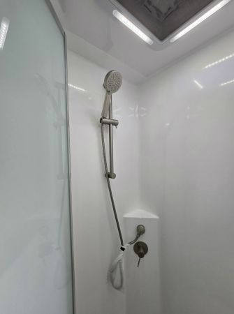 2025 Crusader Dreamhaven Other 18 SERIES SUPERX image