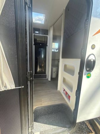 2025 Jayco Starcraft Caravan 17.54-1.BP.SC-MY25 image