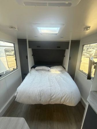 2025 Jayco Starcraft Caravan 17.54-1.BP.SC-MY25 image