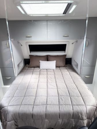 2021 Crusader Excalibur Nobleman Couples Recliner Caravan image