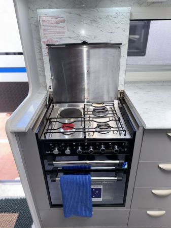 2021 Crusader Excalibur Nobleman Couples Recliner Caravan image