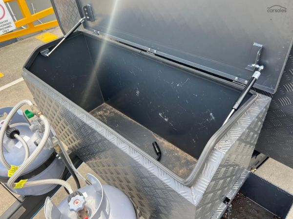 2023 Design RV CRX Semi Off Road Van 5-2, 20'6'' image