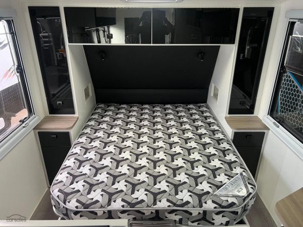 2023 Design RV CRX Semi Off Road Van 5-2, 20'6'' image