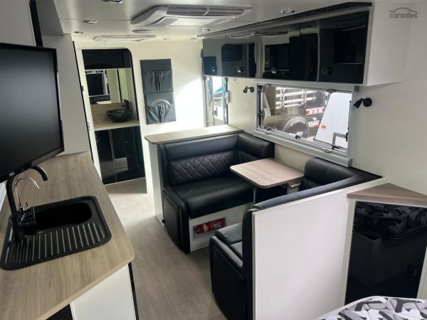 2023 Design RV CRX Semi Off Road Van 5-2, 20'6'' image