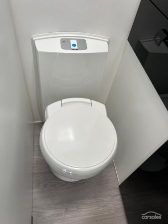 2023 Design RV CRX Semi Off Road Van 5-2, 20'6'' image