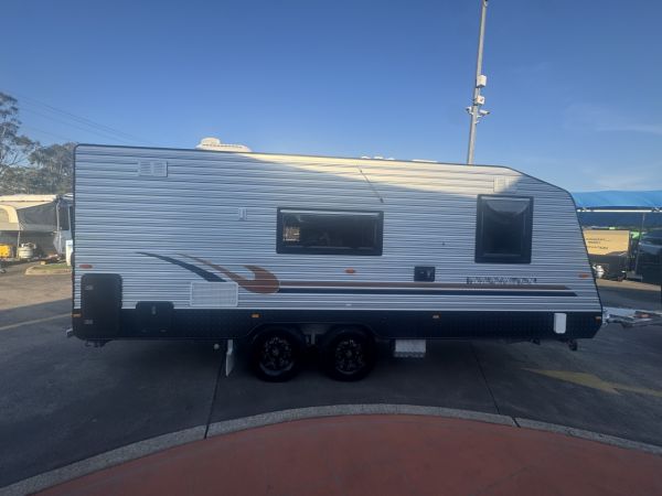 2017 Concept Innovation 620M Caravan image
