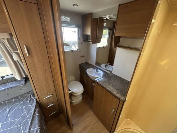 2010 Jayco Sterling - Caravan 21.65-3 image