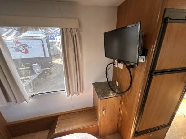 2010 Jayco Sterling - Caravan 21.65-3 image
