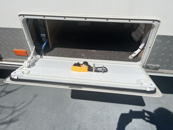 2018 Adria Altea 552 Up Sport Touring Caravan image