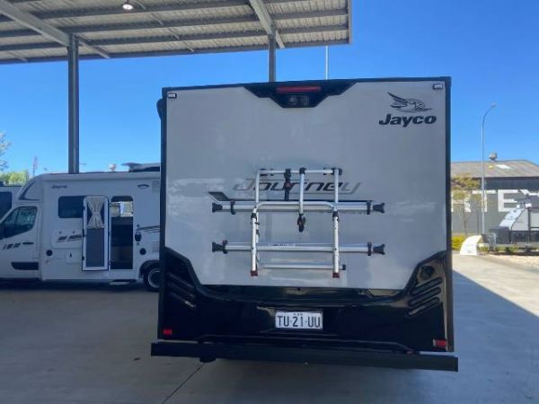 2024 Jayco Journey Outback Caravan 19.61-3OB image