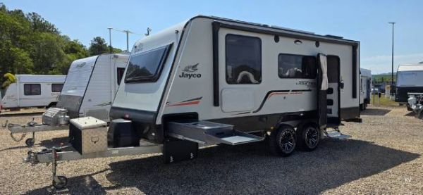 2021 Jayco Journey 19'6 OFF ROAD CARAVAN 2 BERTH image