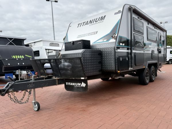 2022 TITANIUM Hardcore Caravan image