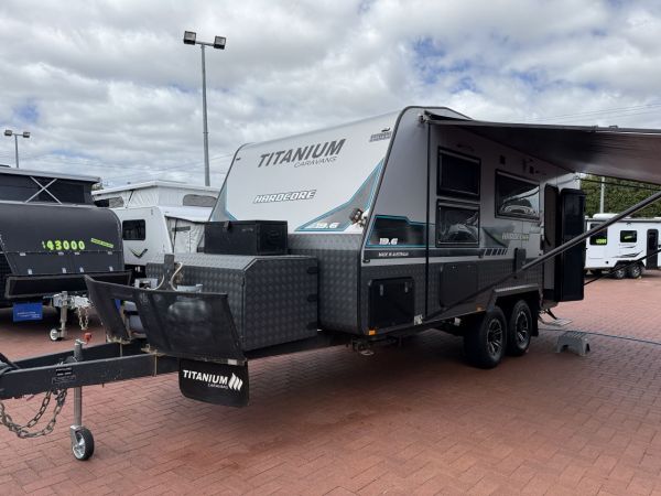 2022 TITANIUM Hardcore Caravan image