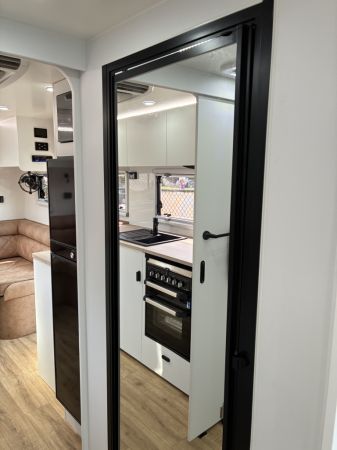 2025 Auswide Couples 20.6' Caravan image