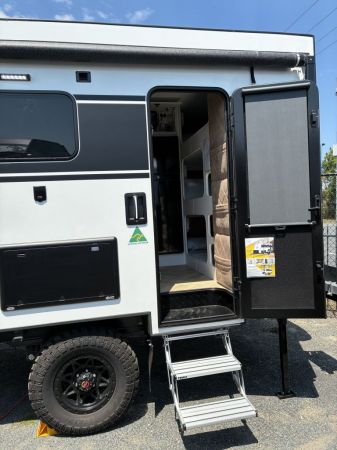 2025 Auswide 16' Rough Rider Caravan image