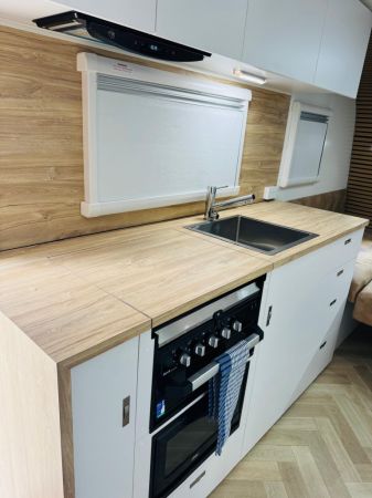 2025 Auswide 16' Rough Rider Caravan image