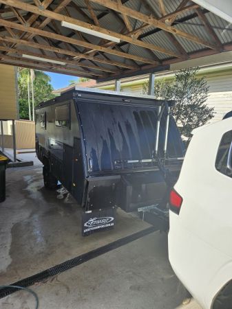 2023 Lifestyle Iconn E4 Hybrid Caravan image